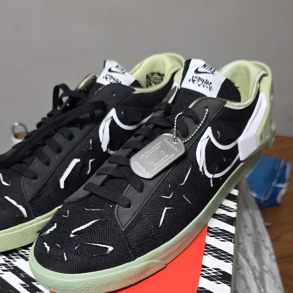 Nike Blazer Low in Black, White, and Olive - Picture 3 of 10